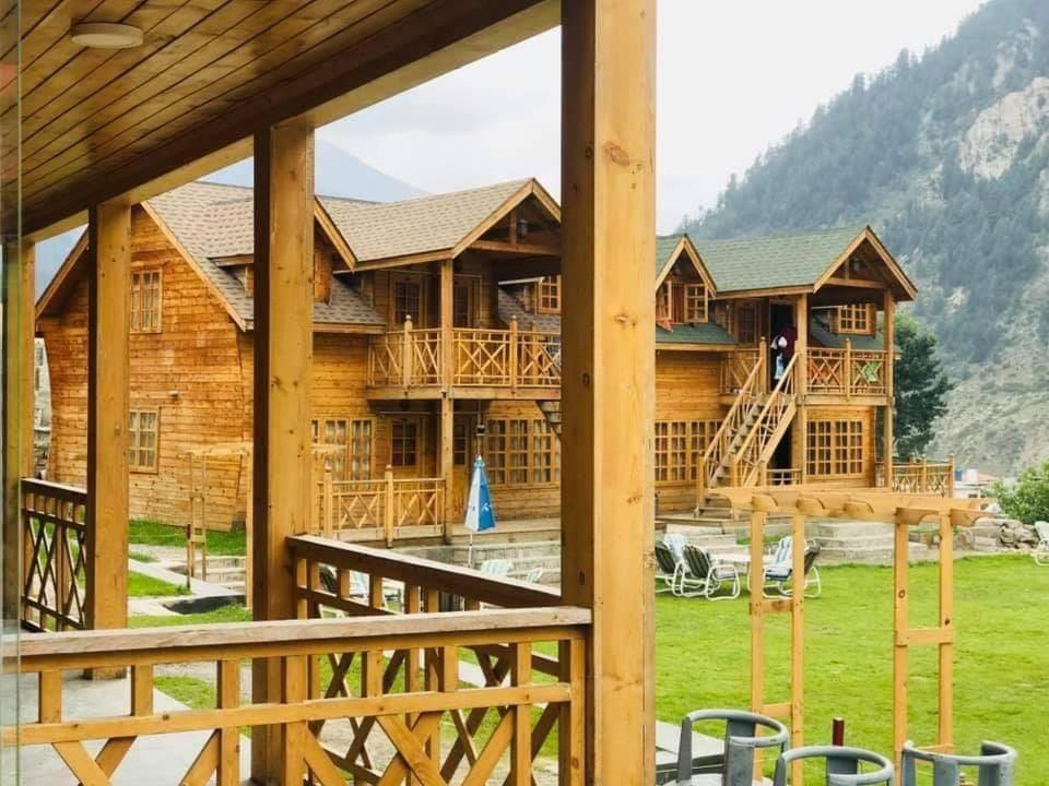 Swiss Wood Cottages Naran Bagian luar foto