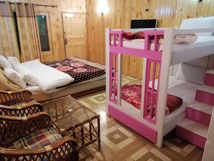 Swiss Wood Cottages Naran Bagian luar foto
