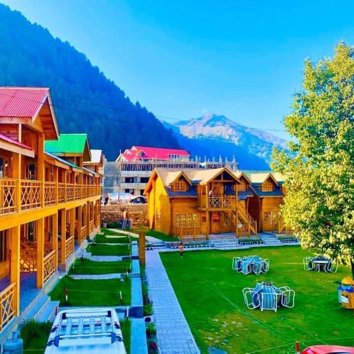 Swiss Wood Cottages Naran Bagian luar foto