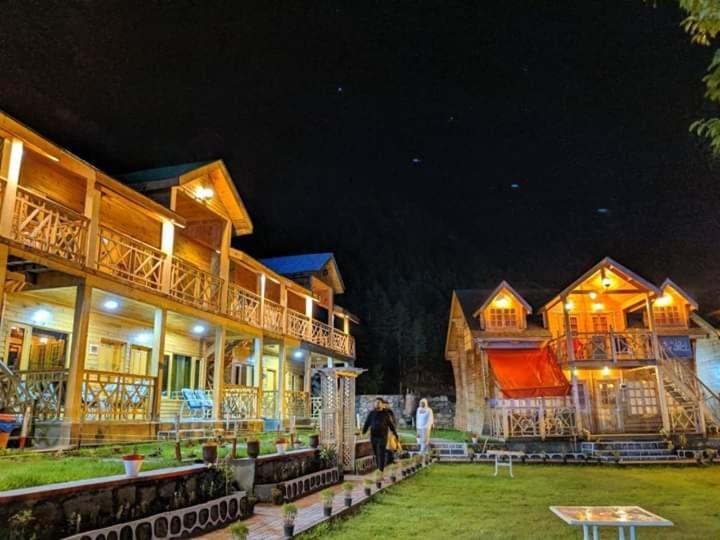 Swiss Wood Cottages Naran Bagian luar foto