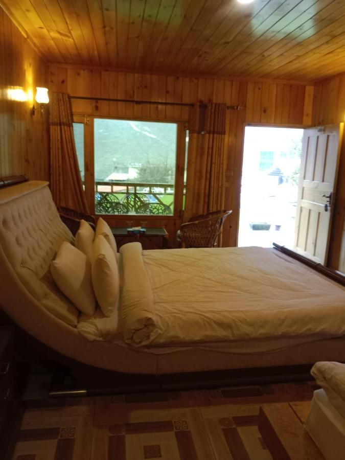 Swiss Wood Cottages Naran Bagian luar foto